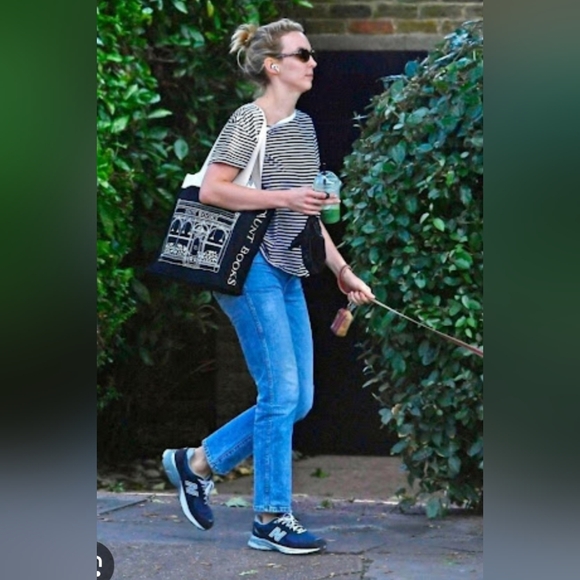 NIB New Balance Sneakers 574 Core WL574EVN - Picture 15 of 15